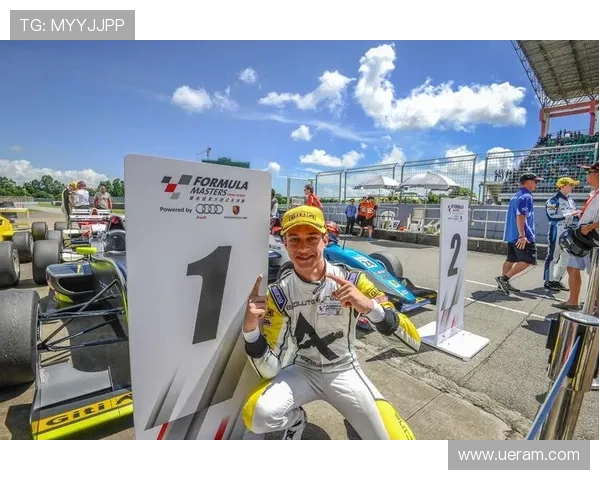 一级方程式赛场风云变幻新赛季群雄激烈角逐冠军荣耀争夺战全面上演 一级方程式赛场风云变幻新赛季群雄激烈角逐冠军荣耀争夺战全面上演