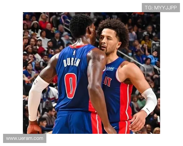 活塞队迎来新赛季挑战 年轻球员崛起与老将调整引发关注 活塞队迎来新赛季挑战 年轻球员崛起与老将调整引发关注