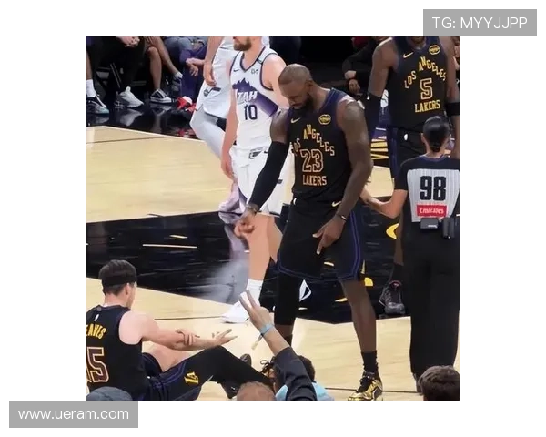 詹姆斯宣布提前复出，湖人全力冲击季后赛席位迎战强敌